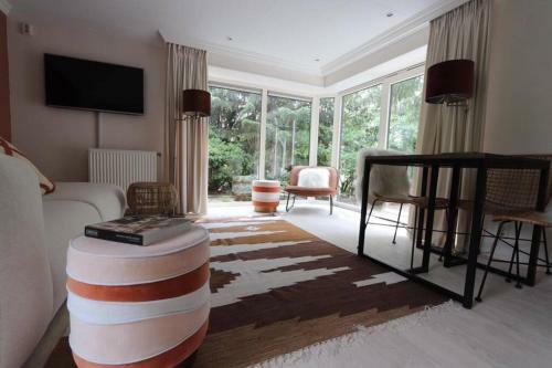 Beautiful Bungalow In The Woods At Bennekom