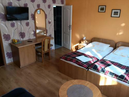 Hotel O?rodek Wypoczynkowy Jan�wka
