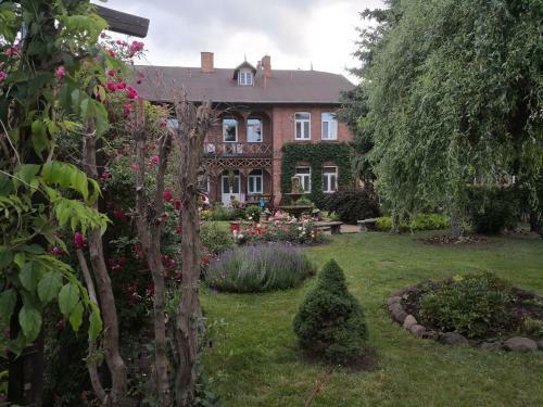 Hotel O?rodek Wypoczynkowy Jan�wka