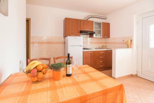 Apartments Goltes