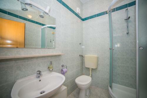 Hostal Apartmani Ina
