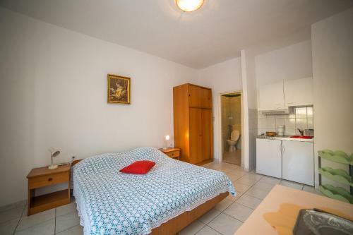 Hostal Apartmani Ina