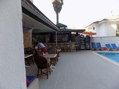 Dilhan Hotel