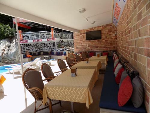Dilhan Hotel
