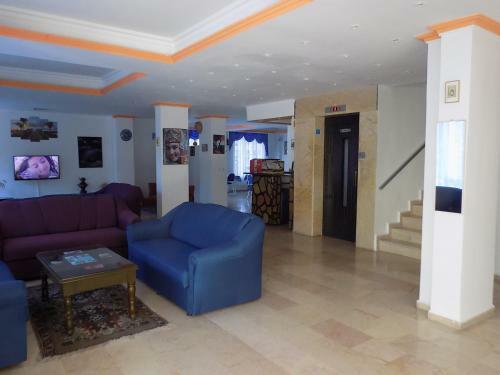 Dilhan Hotel