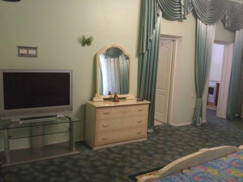 Hostal Julia Guesthouse