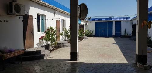 Hostal Julia Guesthouse