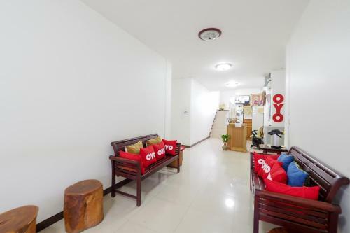 Hotel Oyo 75351 Na Jinthanakan