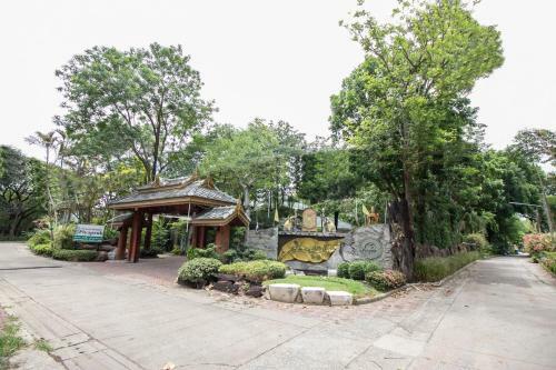 Hotel Oyo 987 Piyapruk Resort