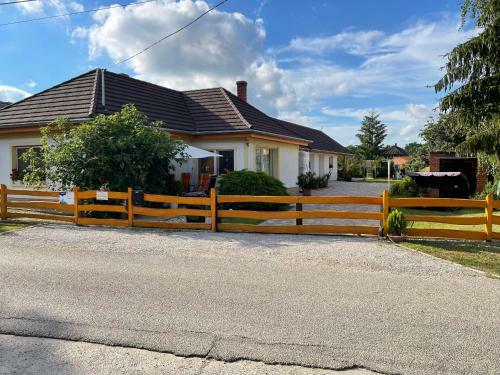 Apartamento Pol-lak