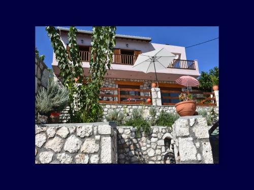 Villa Komilio 1