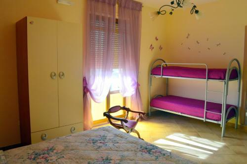 Hostal B&B Delfinia