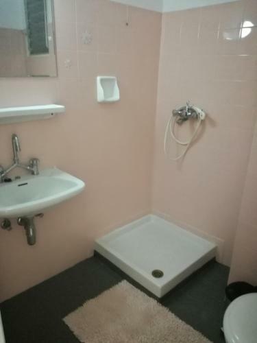 Elliana Hotel