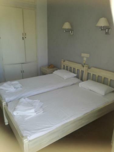 Elliana Hotel