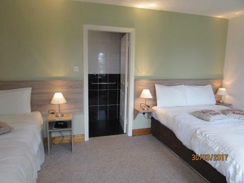 Hostal Watersedge Seaviews
