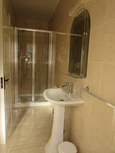 Hostal Watersedge Seaviews