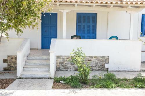 Spacious Apartment On The Beach, Methoni
