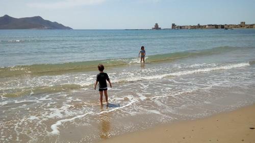 Spacious Apartment On The Beach, Methoni
