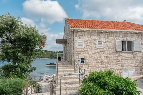 Hostal Guesthouse Kamarin