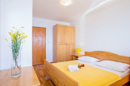 Larus-m Apartments