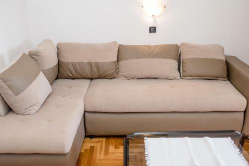 ?uti Apartman