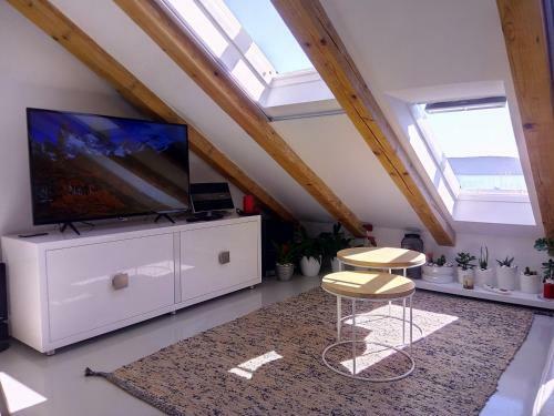 Kike Apartment
