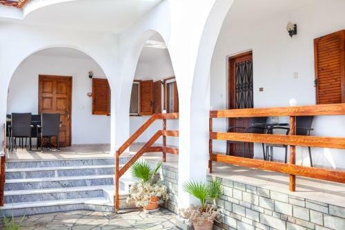 Kali Beach House