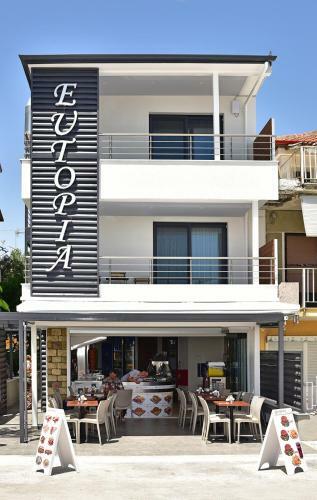 Eutopia Hotel