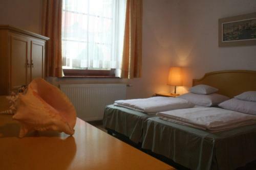 Hostal Bia?y Dworek