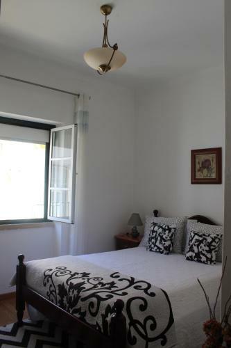 Two Bedroom Apartment, Two Minutes From The Beach