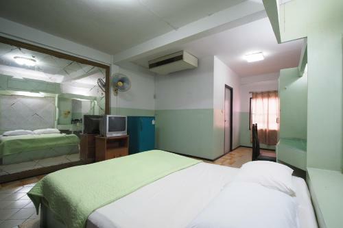 Hotel Oyo 1003 Naklua House