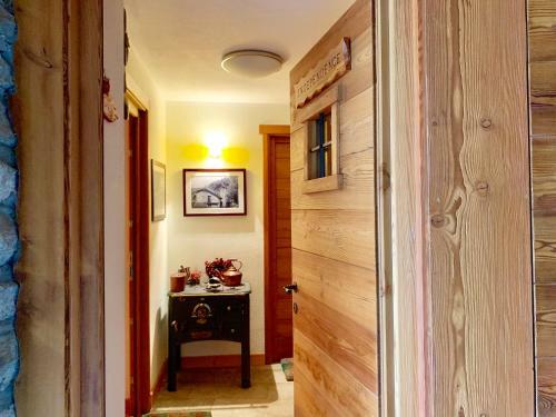 Strada Del Pussey Apartment