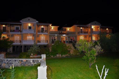 Aparthotel Manto Studios