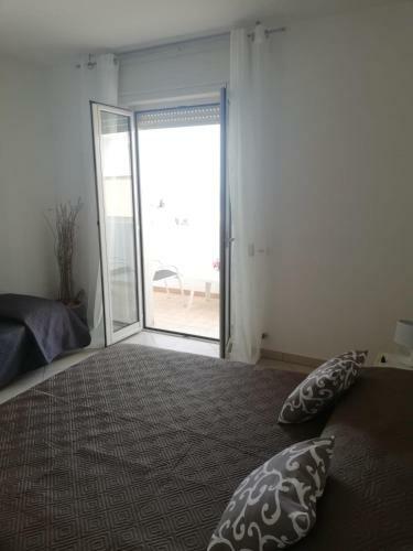 Nina's Apartment