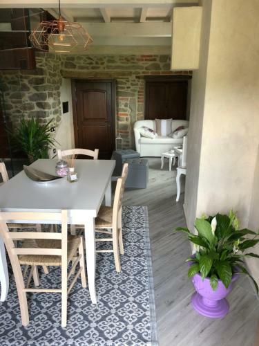 Iris Country House