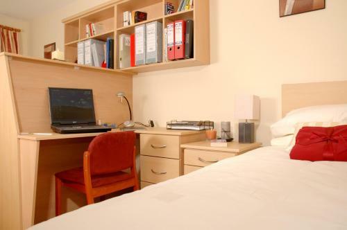 Centrepoint Apartments