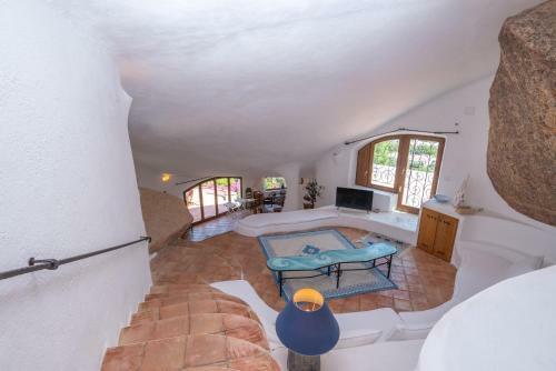 Villa Scorpion House