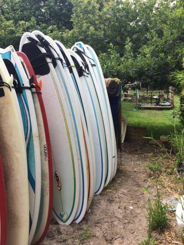 Albergue Shifting Sands Surf Camp