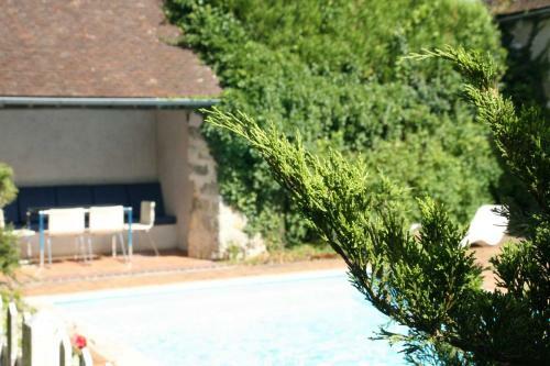 La Cour D'eloyse