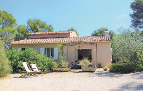 Two-bedroom Holiday Home In La Ciotat