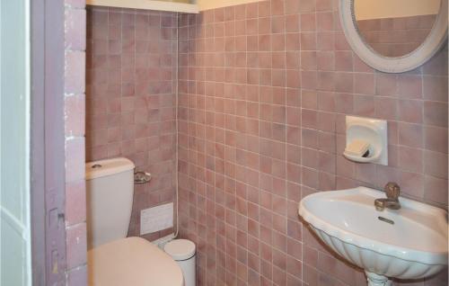 Two-bedroom Holiday Home In La Ciotat