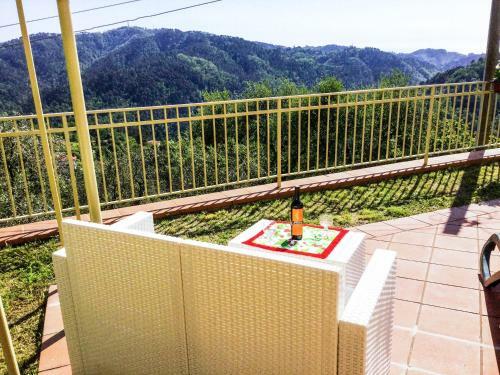 Antica Casa In Collina Con Vasta Terrazza E Panorama Sul Mare