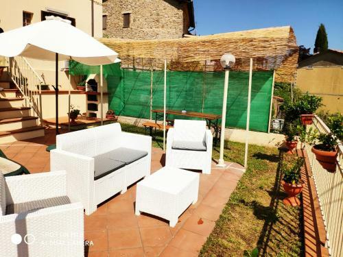 Antica Casa In Collina Con Vasta Terrazza E Panorama Sul Mare
