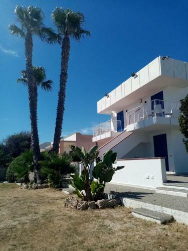 Apartamento Residence Frontemare 1-2-4 Piano Terra E Primo Piano