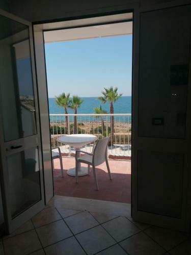 Apartamento Residence Frontemare 1-2-4 Piano Terra E Primo Piano