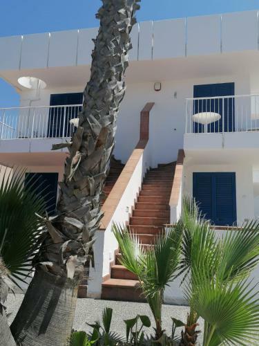 Apartamento Residence Frontemare 1-2-4 Piano Terra E Primo Piano