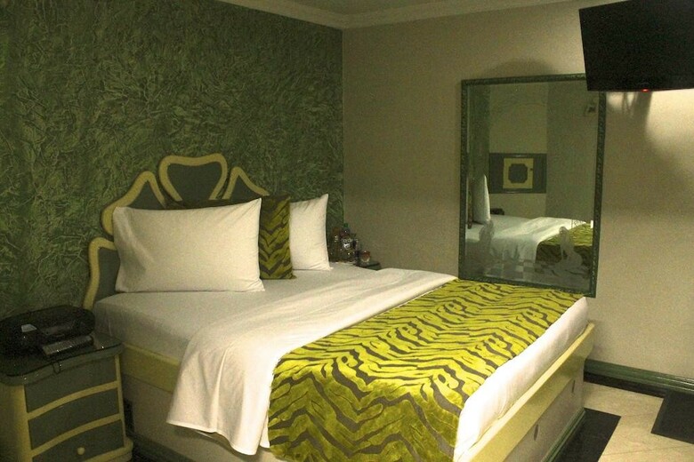 Lafont Park Hotel