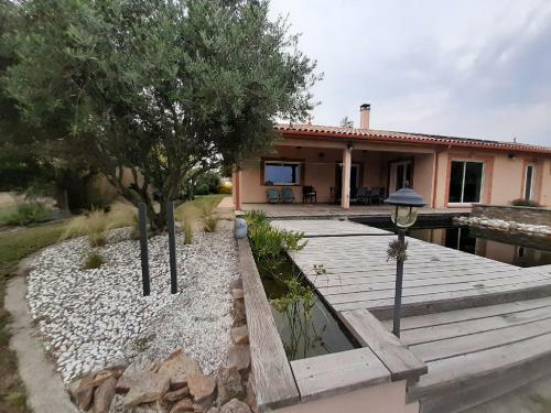 Villa Paisible Avec Baignade Bassin Naturel