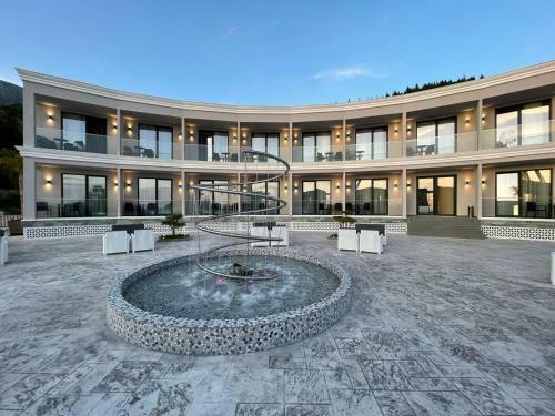 Ebbi Hotel