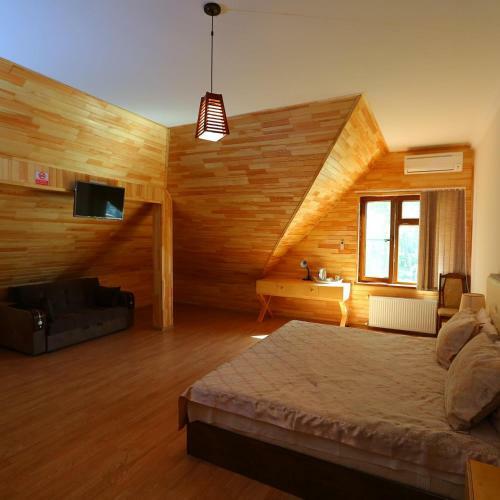 Hotel Golden Tree